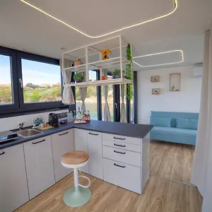  Bateau-hôtel Houseboat Blue Lagoon