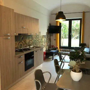  Bed and breakfast Vesuvius Gardens - Fagianeria Borbonica Relais Italia